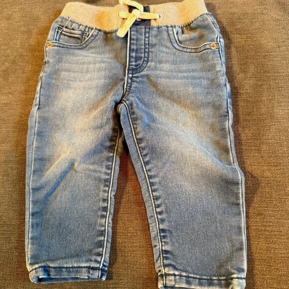 Gap Baby Denim Pull On Jeans 6-12 Months Slim Fit Elastic Waist Light Blue - Picture 1 of 4